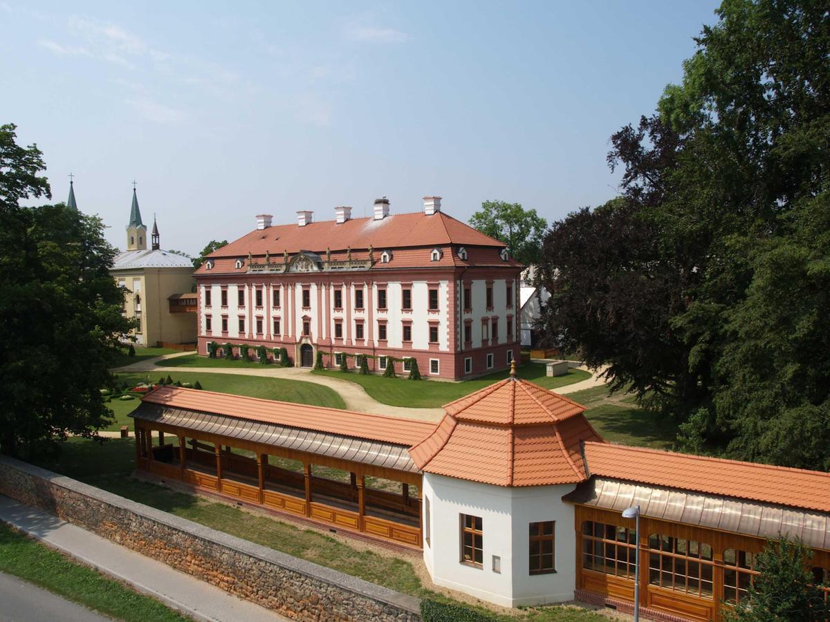 Zamecke Ubytovani U Dobre Hrabenky Kunín Exterior foto